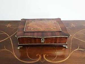Caja Antigua para Joyas